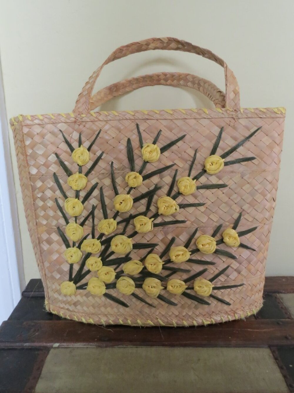 Yellow Rose buds Vintage Floral Straw Woven Purse Spring Bag Tote